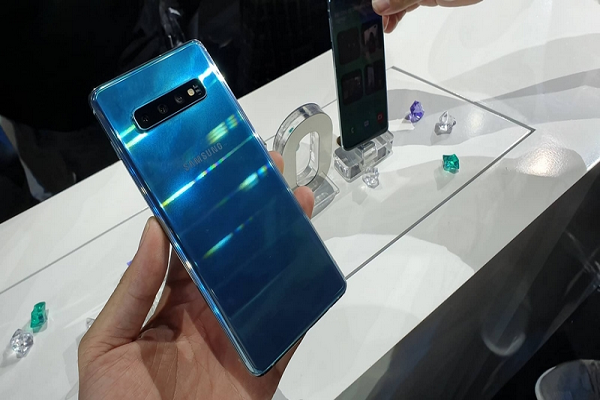 Galaxy S10 có một chiêu thức “lấy le” đốn tim phái nữ, đảm bảo crush không đổ cũng phải rung động