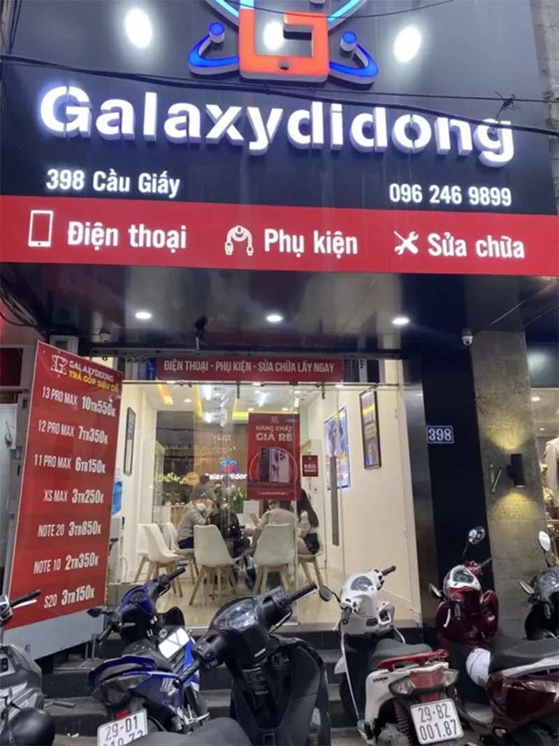 Quy trình Thay Pin IPhone XR Chính Hãng tại Galaxy Di Động