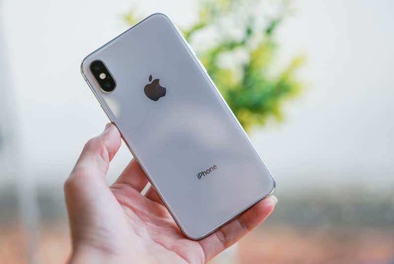 Đánh giá iPhone X về thiết kế