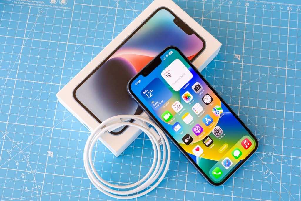 So sánh iPhone 14 và iPhone 14 Pro về dung lượng pin