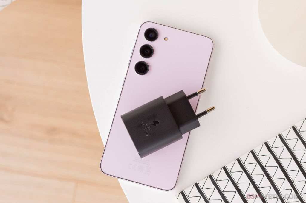 Đánh giá về pin sạc