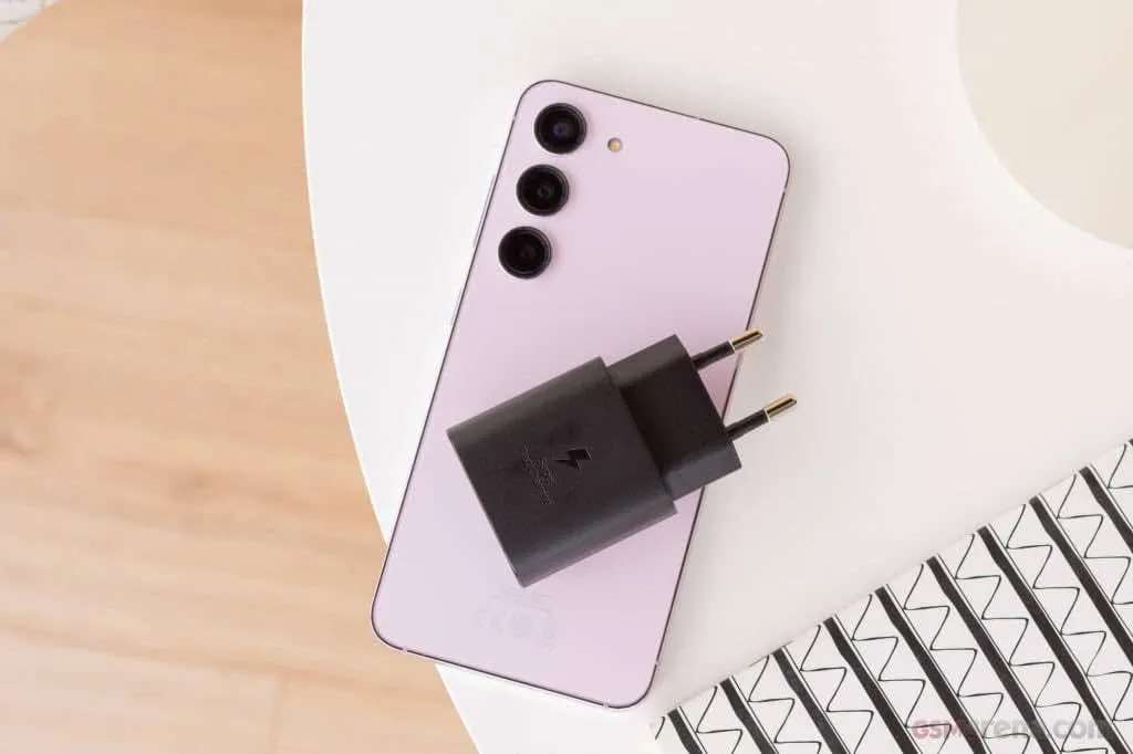 Đánh giá về pin sạc