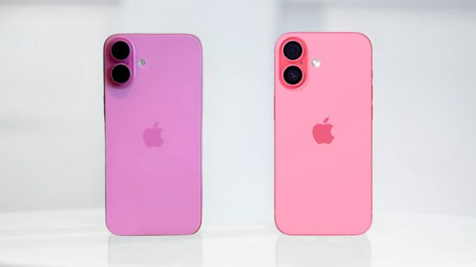 iPhone 16 đứng cạnh iPhone 17